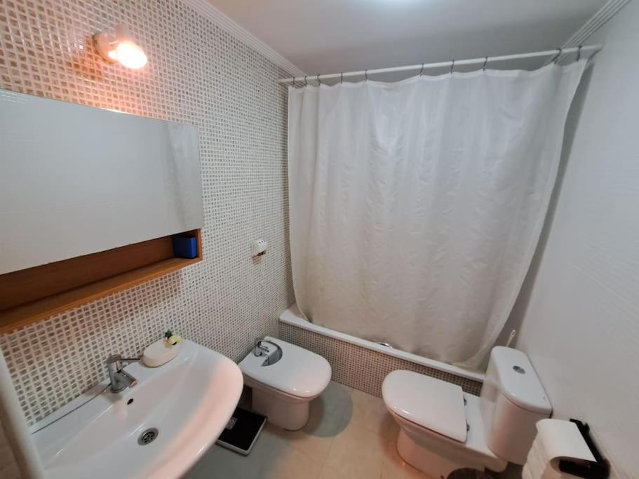 Apartamento En オロペサ・デル・マール エクステリア 写真