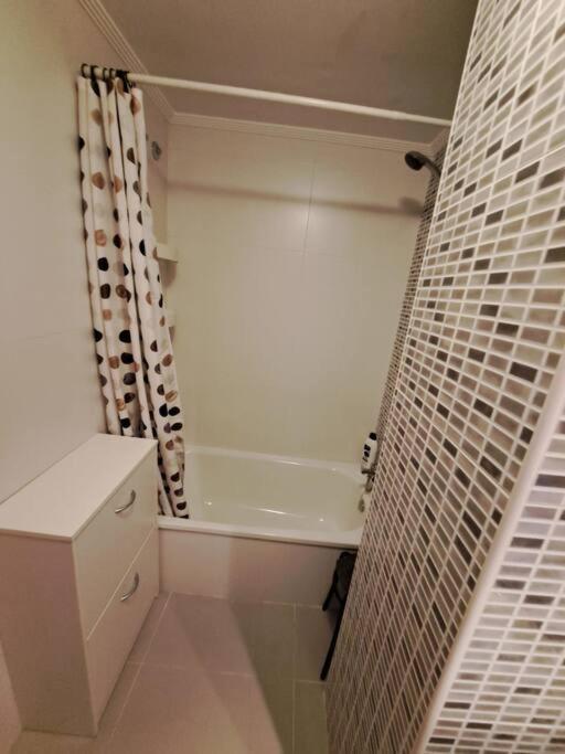 Apartamento En オロペサ・デル・マール エクステリア 写真